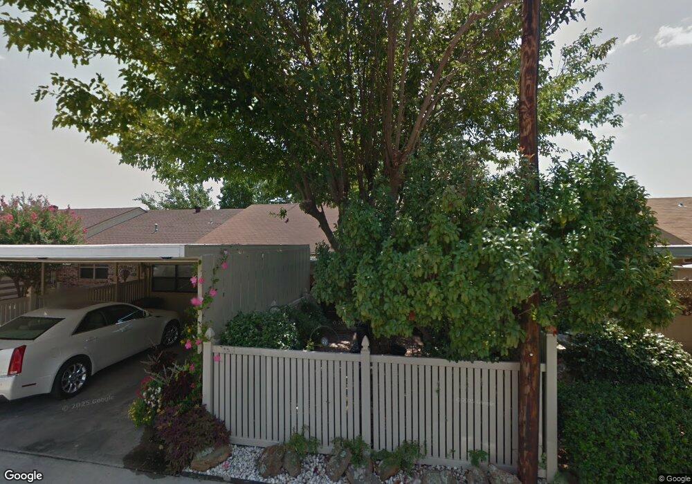 1433 N Stoneridge Manor, Ardmore, OK 73401 - photo 1