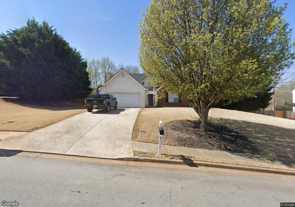 2120 Pemberton Point unit 1, Buford, GA 30519 - photo 1