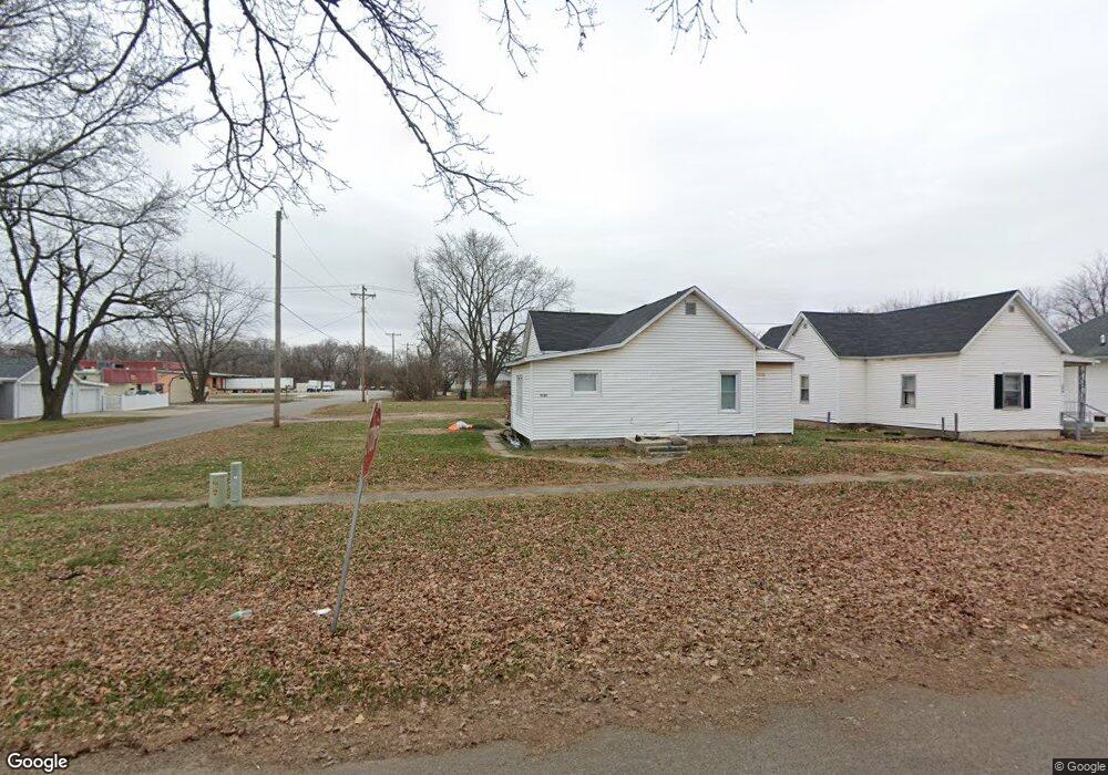 2320 Marion Ave, Mattoon, IL 61938 - photo 1