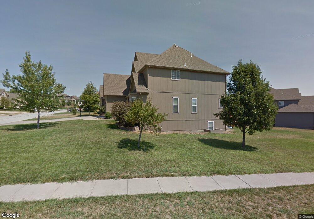 5829 Woodstock St, Shawnee, KS 66218 - photo 1