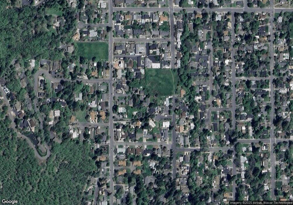 1333 NW Highland Ave, Grants Pass, OR 97526 - photo 1