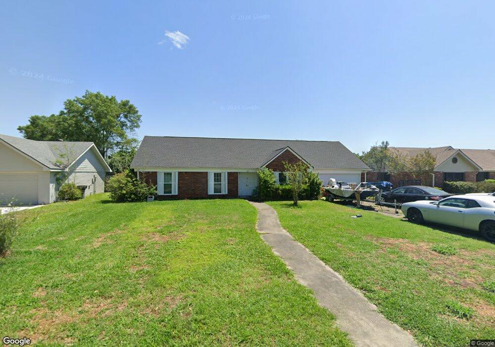 417 Bonvue St, Lake Charles, LA 70605 - photo 1