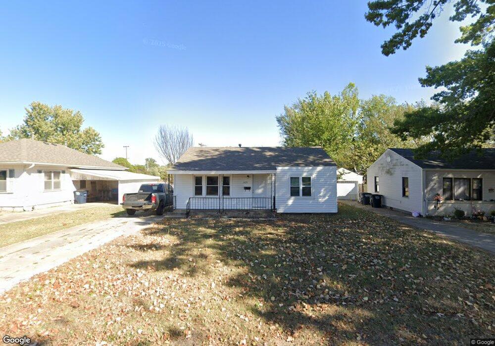 1421 N Oklahoma Ave, Shawnee, OK 74801 - photo 1