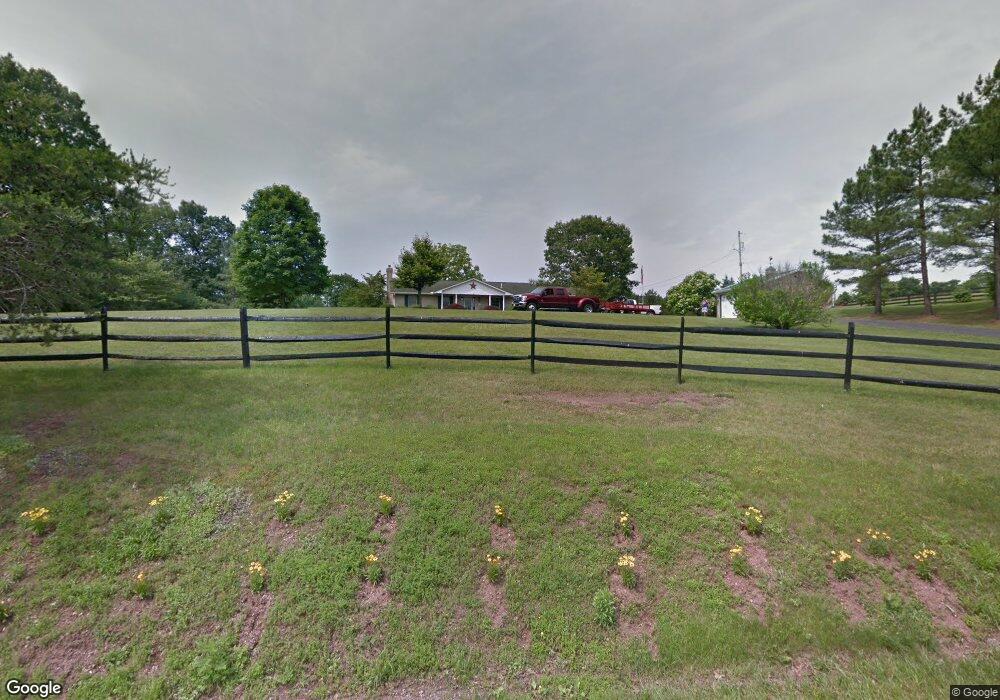 499 Gardners Rd, Cross Junction, VA 22625 - photo 1