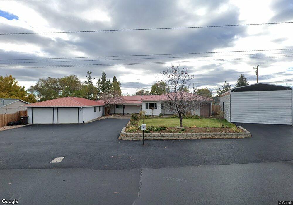 3062 SW Meadow Ln, Redmond, OR 97756 - photo 1