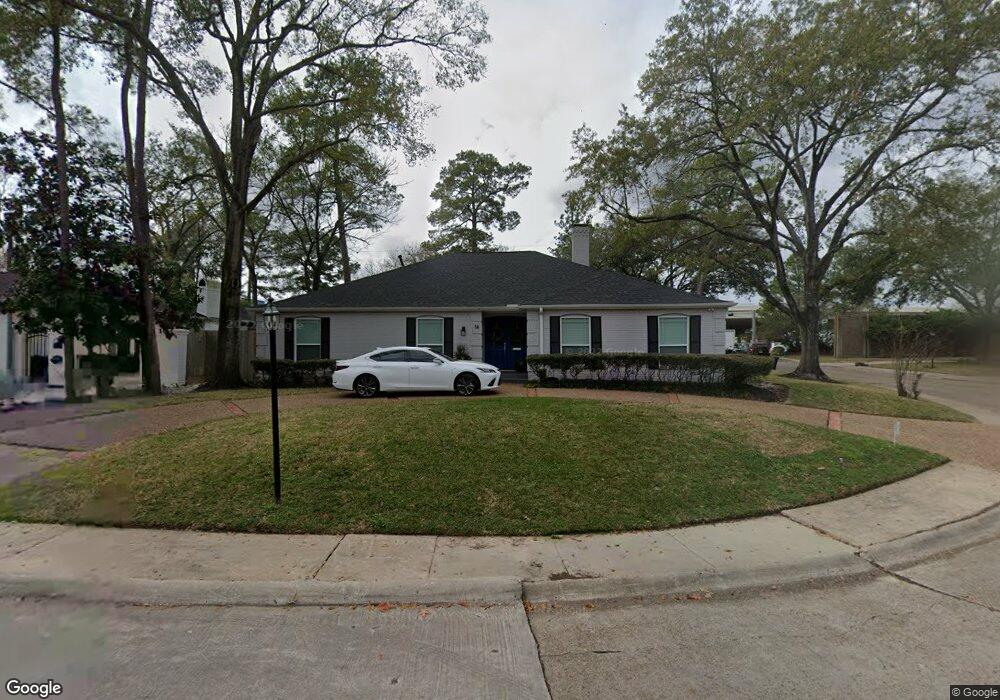 14 Briar Hill Dr, Houston, TX 77042 - photo 1