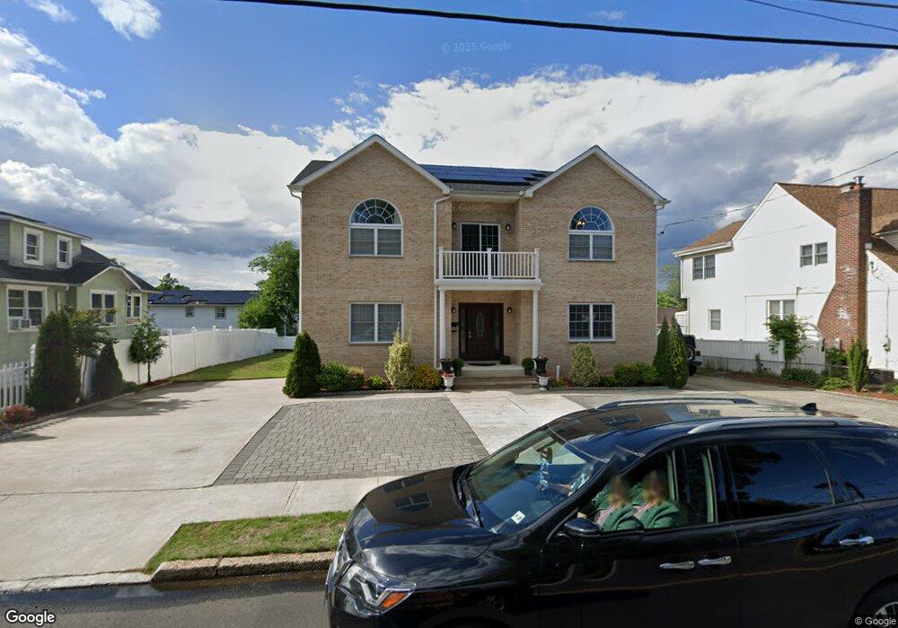 215 W Evesham Rd, Runnemede, NJ 08078 - photo 1