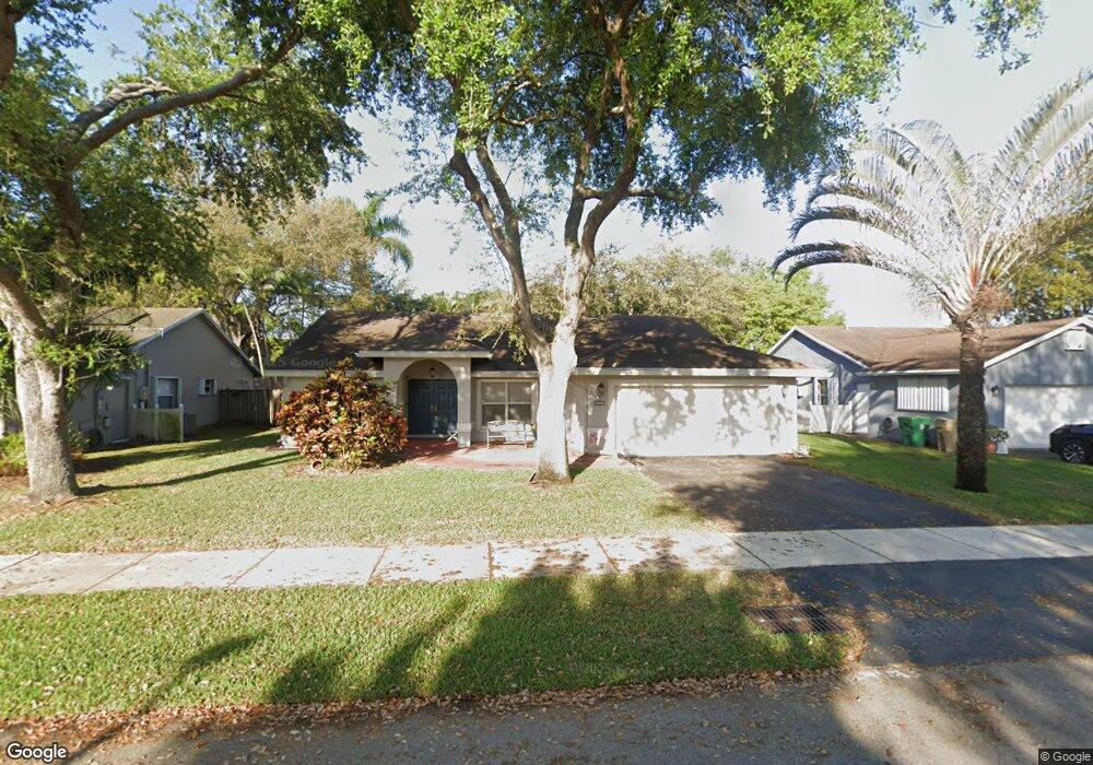 4221 SW 78th Dr, Davie, FL 33328 - photo 1