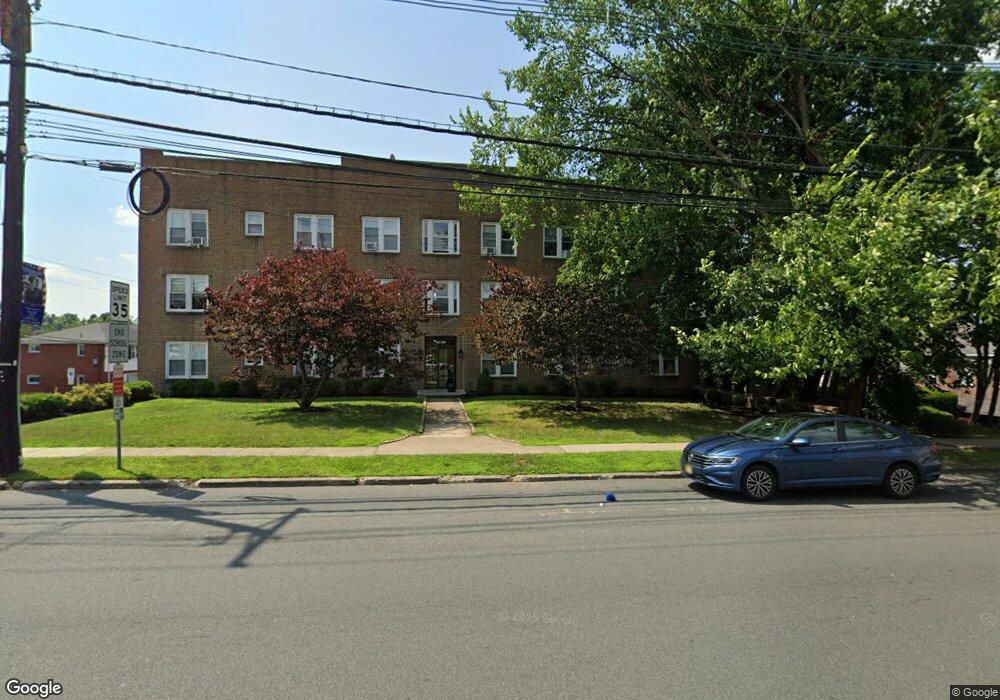 519 Ridge Rd unit 12, Lyndhurst, NJ 07071 - photo 1