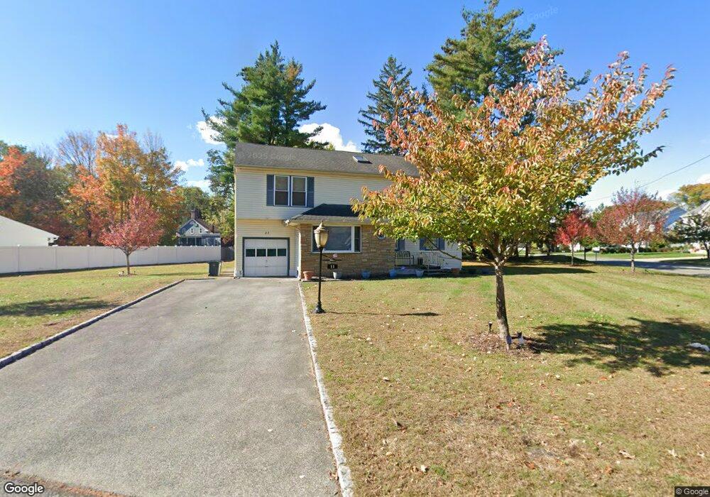 11 Leoson Pkwy, Old Tappan, NJ 07675 - photo 1