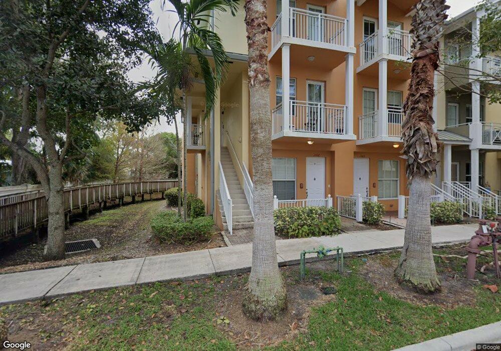 1304 SW 4th St unit 1304, Fort Lauderdale, FL 33312 - photo 1