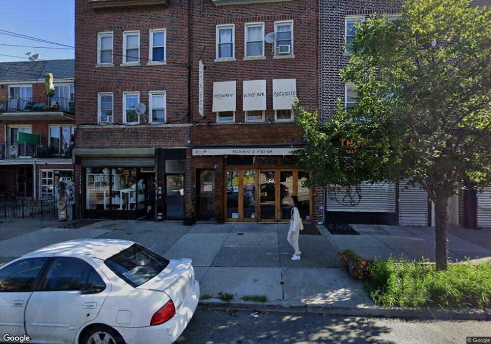 4115 31st Ave, Long Island City, NY 11103 - photo 1