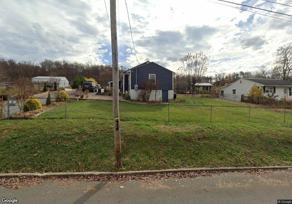 606 Saint Louis St, Johnson City, TN 37601 - photo 1