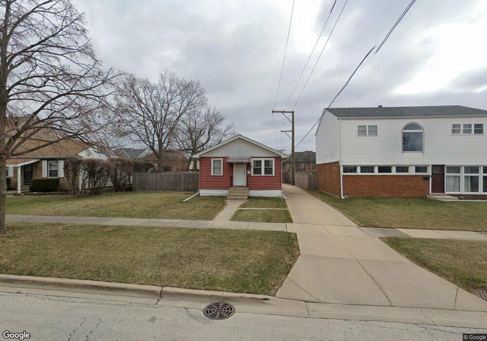 933 S Cambridge Ave, Elmhurst, IL 60126 - photo 1