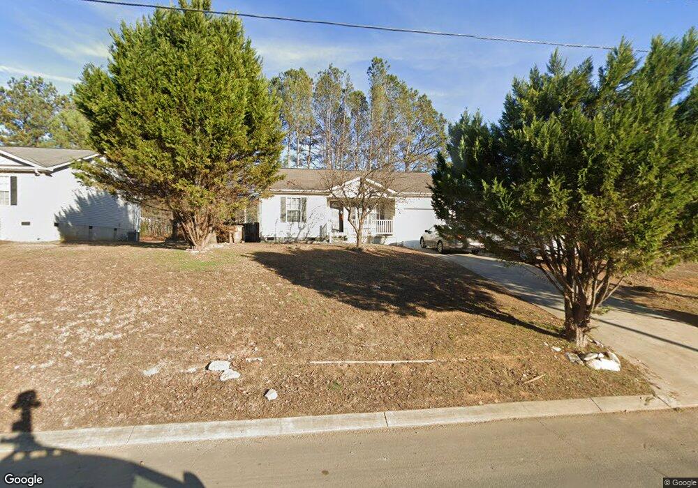 204 Pine Grove Dr S, Dalton, GA 30721 - photo 1