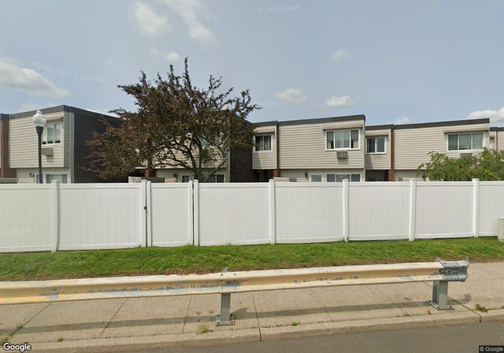 203 West Walk unit 203, West Haven, CT 06516 - photo 1