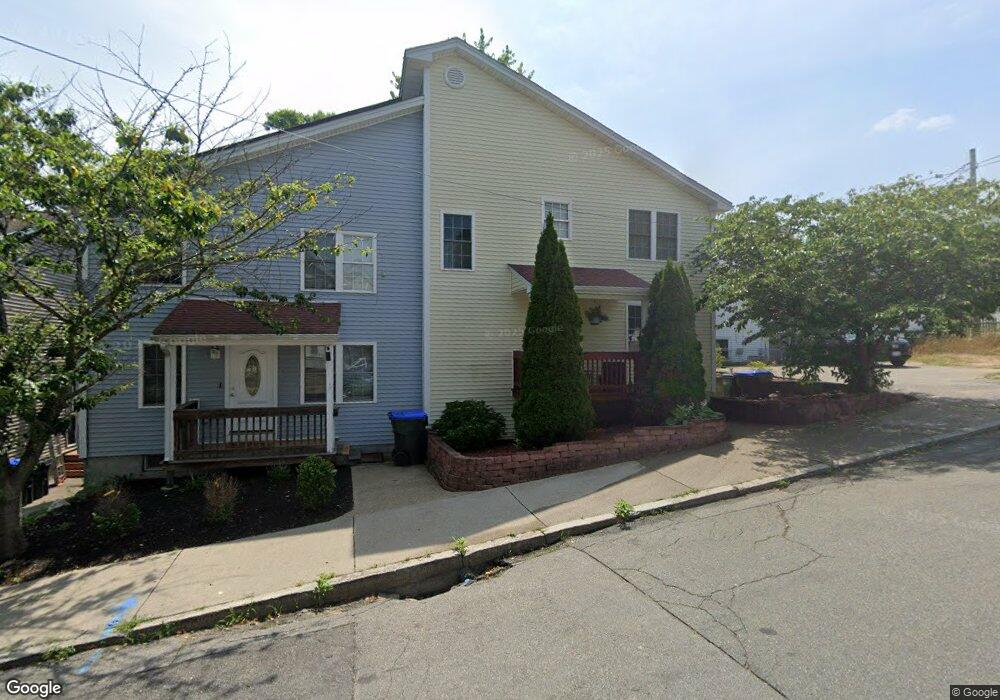 135A Seamans St unit 135A, Providence, RI 02908 - photo 1