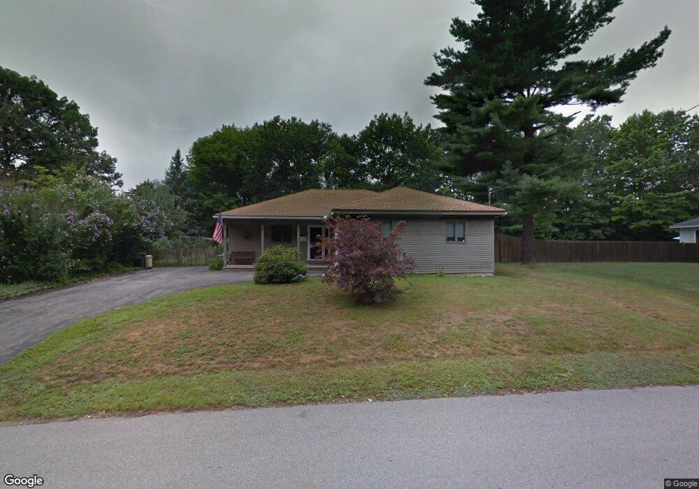 14 Edgewood Ave, Nashua, NH 03064 - photo 1