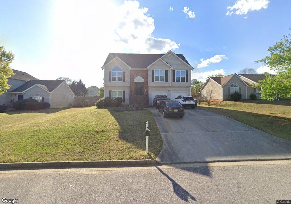 7527 Chads Cir, Jonesboro, GA 30236 - photo 1