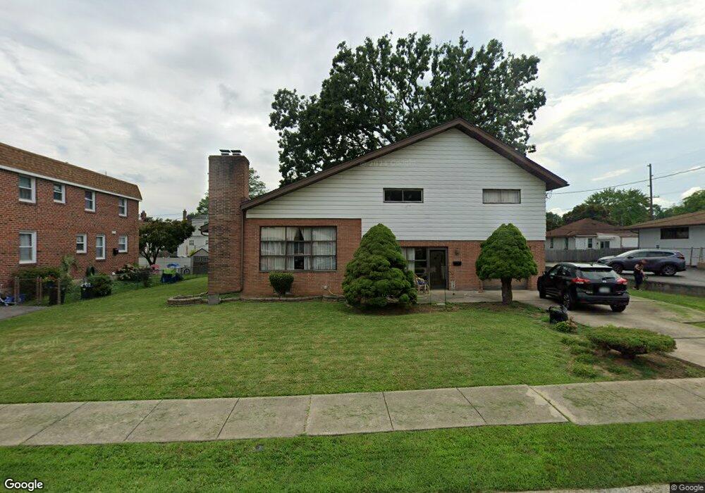 227 Evergreen Ave, Folsom, PA 19033 - photo 1