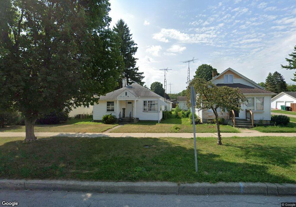 506 W Michigan St, New Carlisle, IN 46552 - photo 1