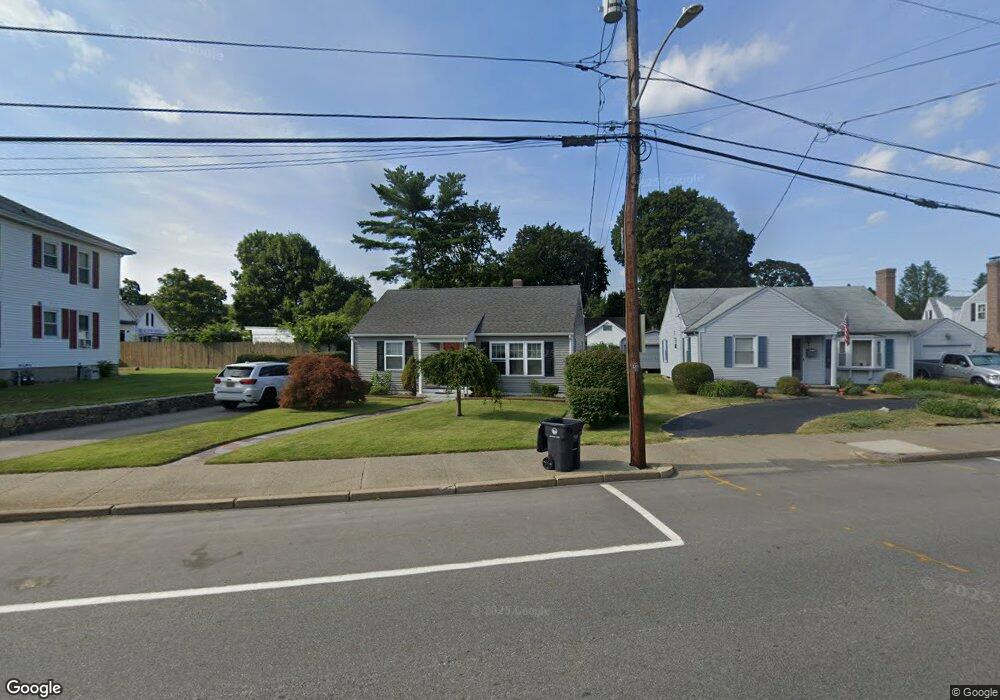 1064 Central Ave, Pawtucket, RI 02861 - photo 1