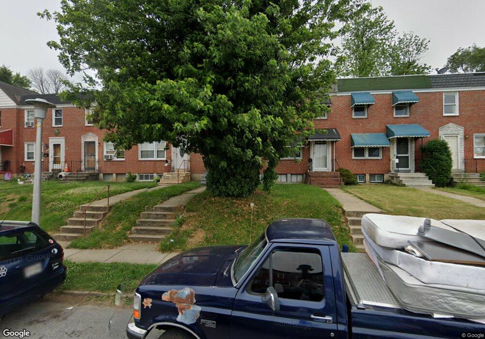 542 Lucia Ave, Baltimore, MD 21229 - photo 1