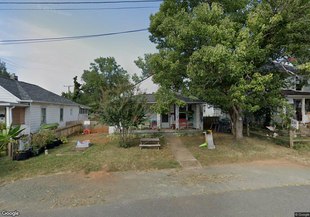 1105 Myrtle St, Charlottesville, VA 22902 - photo 1