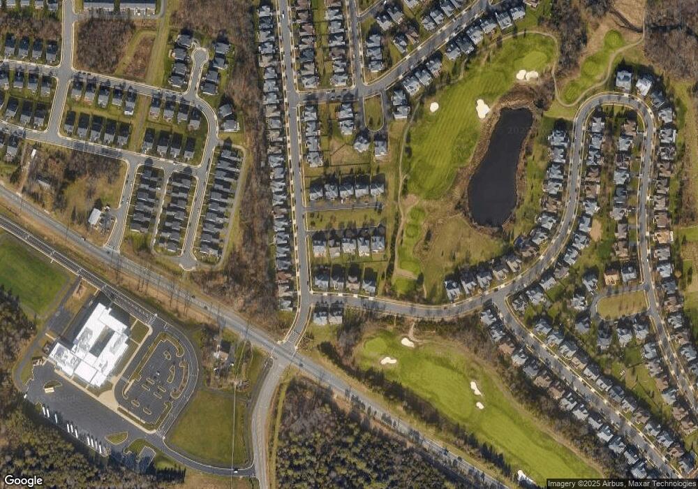 43067 Holly Tree Ln, Chantilly, VA 20152 - photo 1