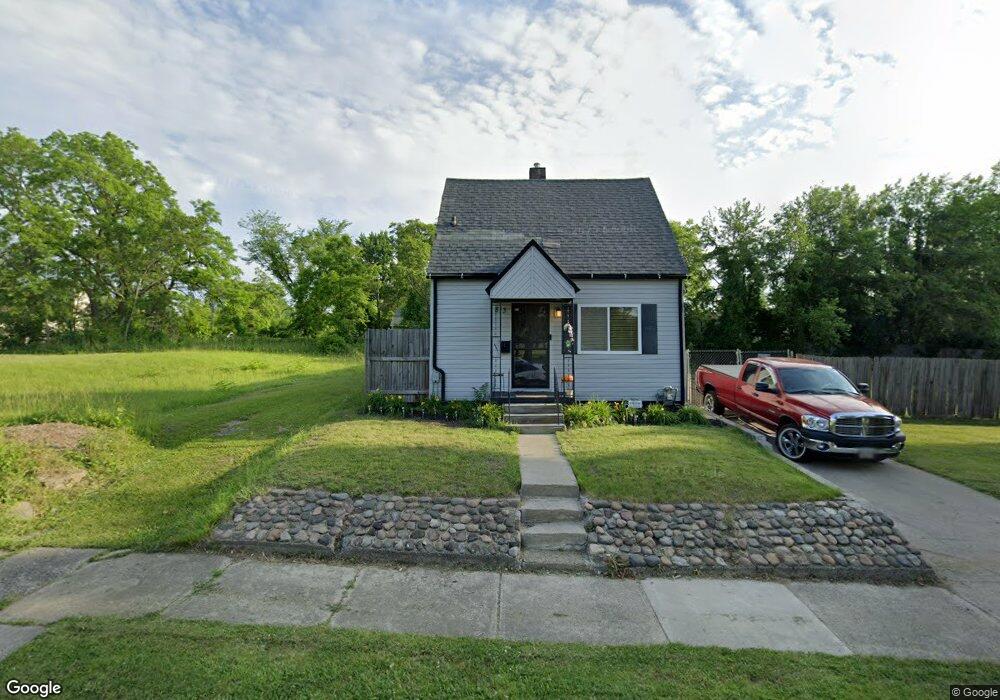 813 E Foss Ave, Flint, MI 48505 - photo 1