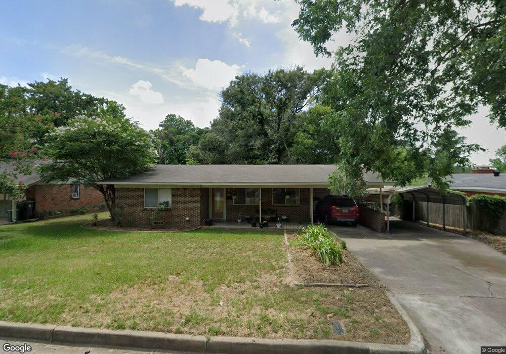 2025 Magnolia Dr, Tyler, TX 75701 - photo 1