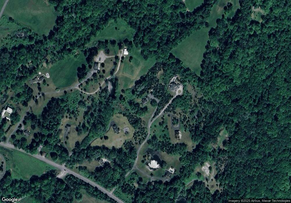 7 Eastview Ln, Red Hook, NY 12571 - photo 1