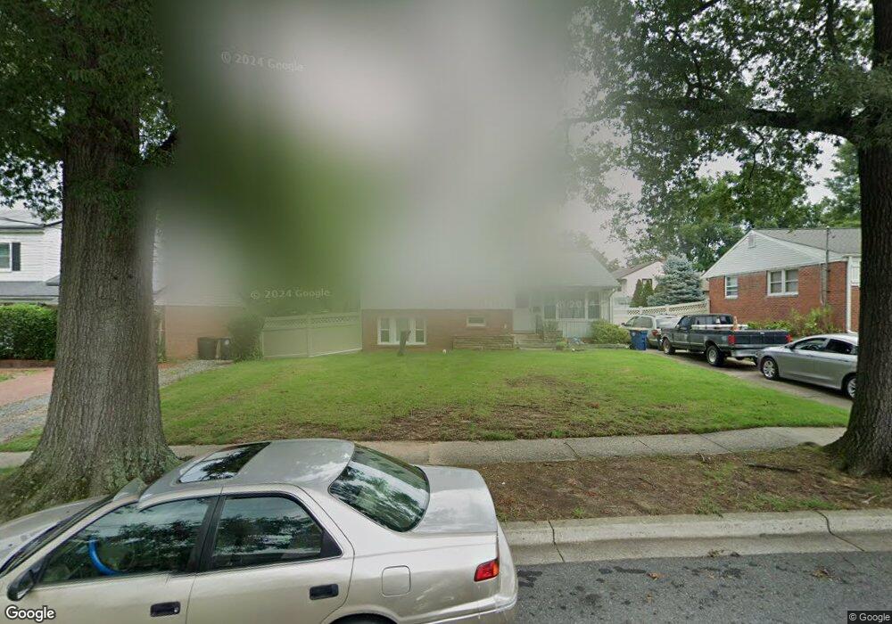 6013 85th Ave, New Carrollton, MD 20784 - photo 1