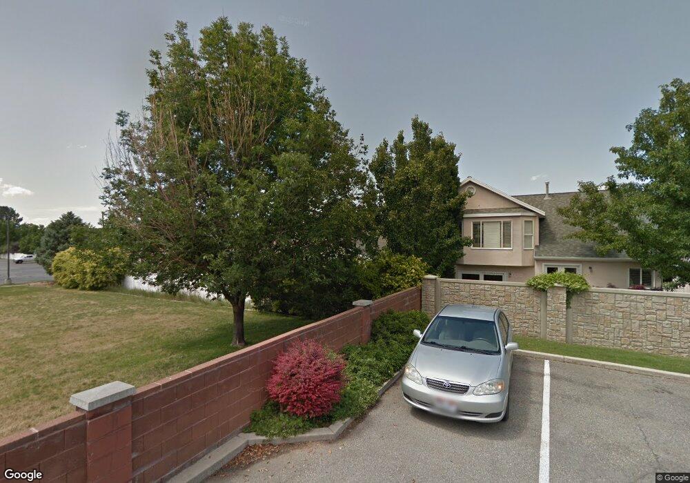614 E Villager Ln, Midvale, UT 84047 - photo 1