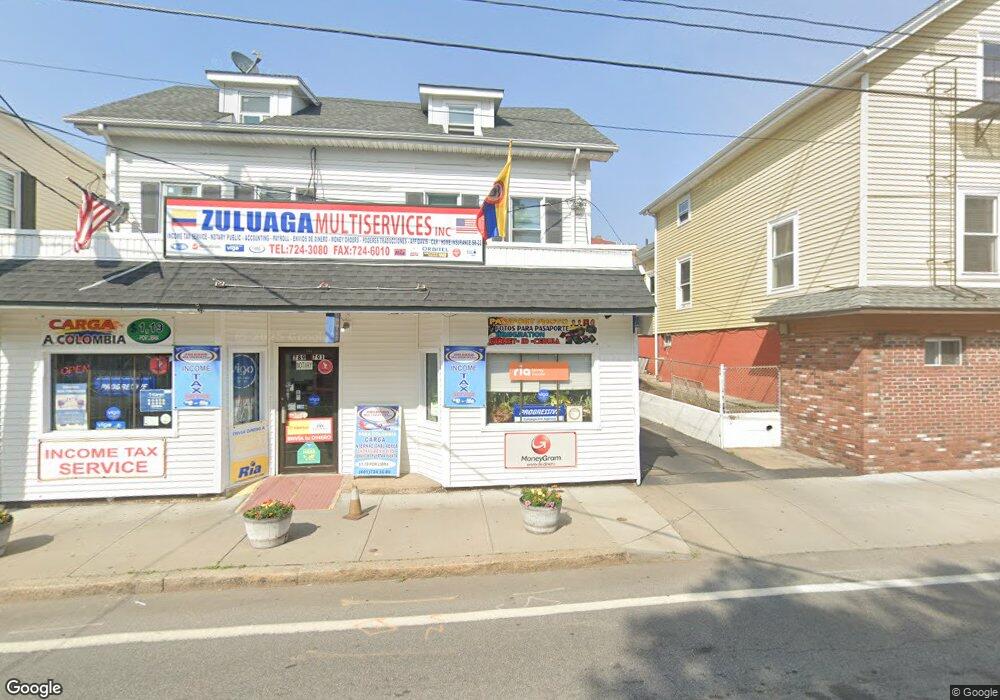 791 Dexter St, Central Falls, RI 02863 - photo 1