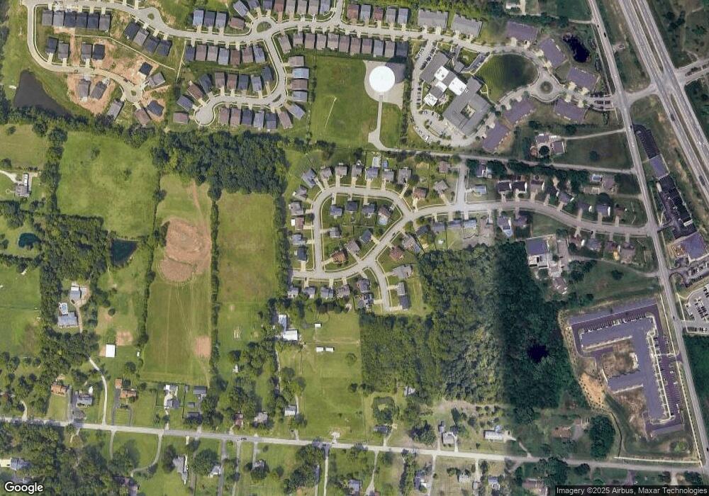 10107 Landwood Dr, Louisville, KY 40291 - photo 1