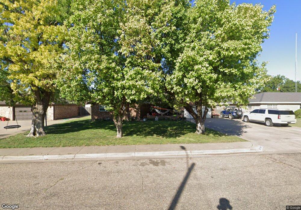 308 Bennett Dr, Dumas, TX 79029 - photo 1