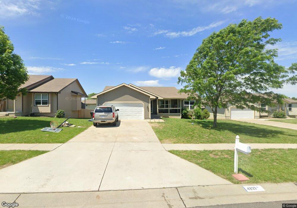 4233 SE Chisolm Rd, Topeka, KS 66609 - photo 1