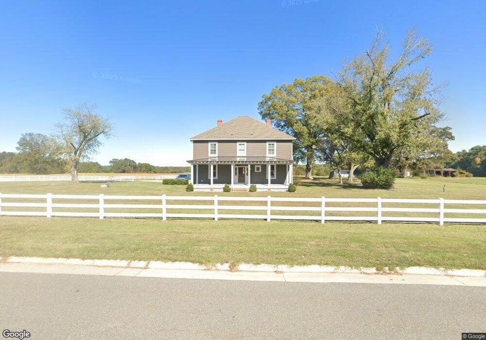 690 Huguenot Trail, Midlothian, VA 23113 - photo 1