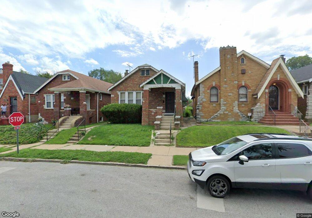 4626 Penrose St, Saint Louis, MO 63115 - photo 1