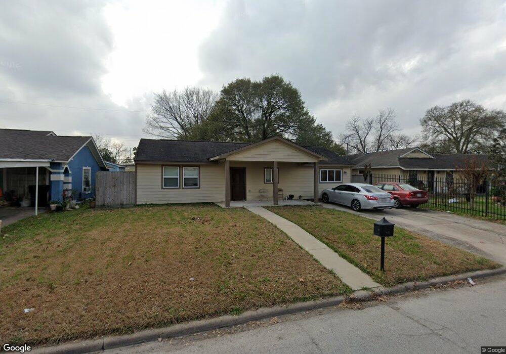 3008 Charter Oaks Dr, Houston, TX 77093 - photo 1