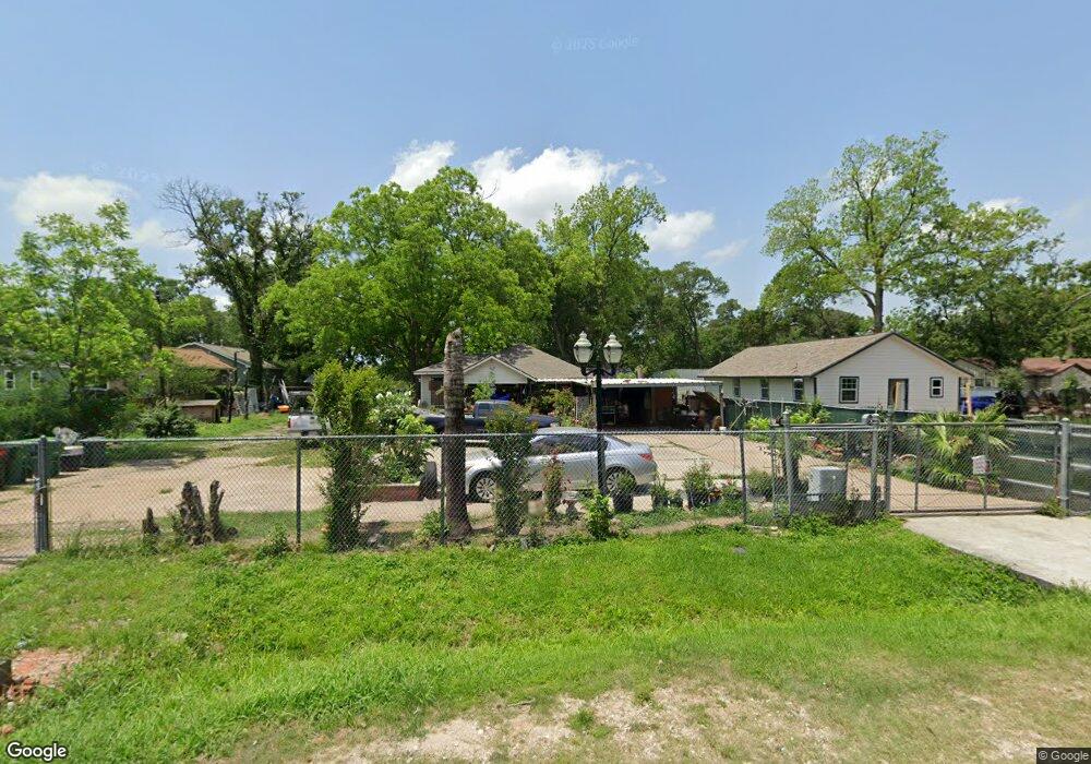 9013 Friendly Rd, Houston, TX 77093 - photo 1