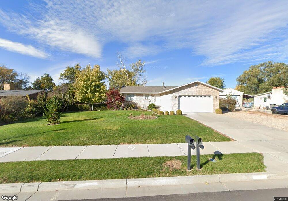 11282 S 2700 W, South Jordan, UT 84095 - photo 1