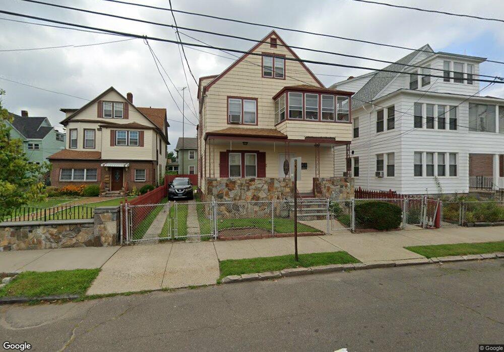 271 Wilmot Ave, Bridgeport, CT 06607 - photo 1