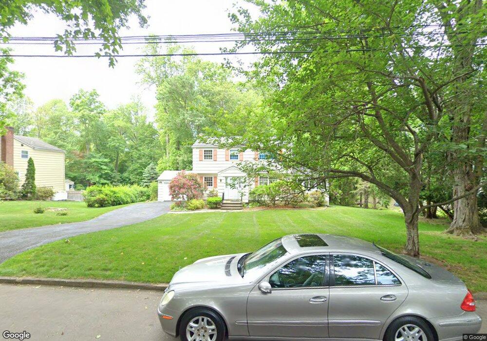 251 Shelter Rock Rd, Fairfield, CT 06825 - photo 1