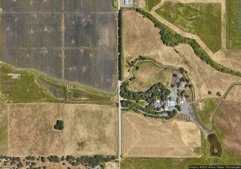 2700 Mcloughlin Dr, Central Point, OR 97502 - photo 1