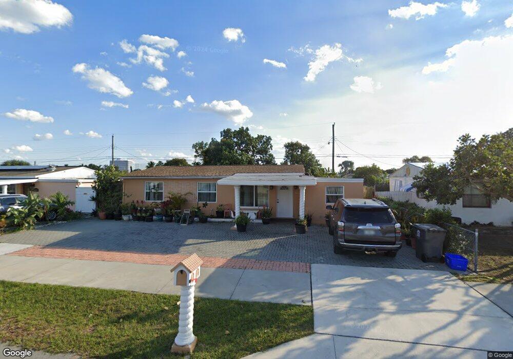 2024 Wellington Rd, West Palm Beach, FL 33409 - photo 1