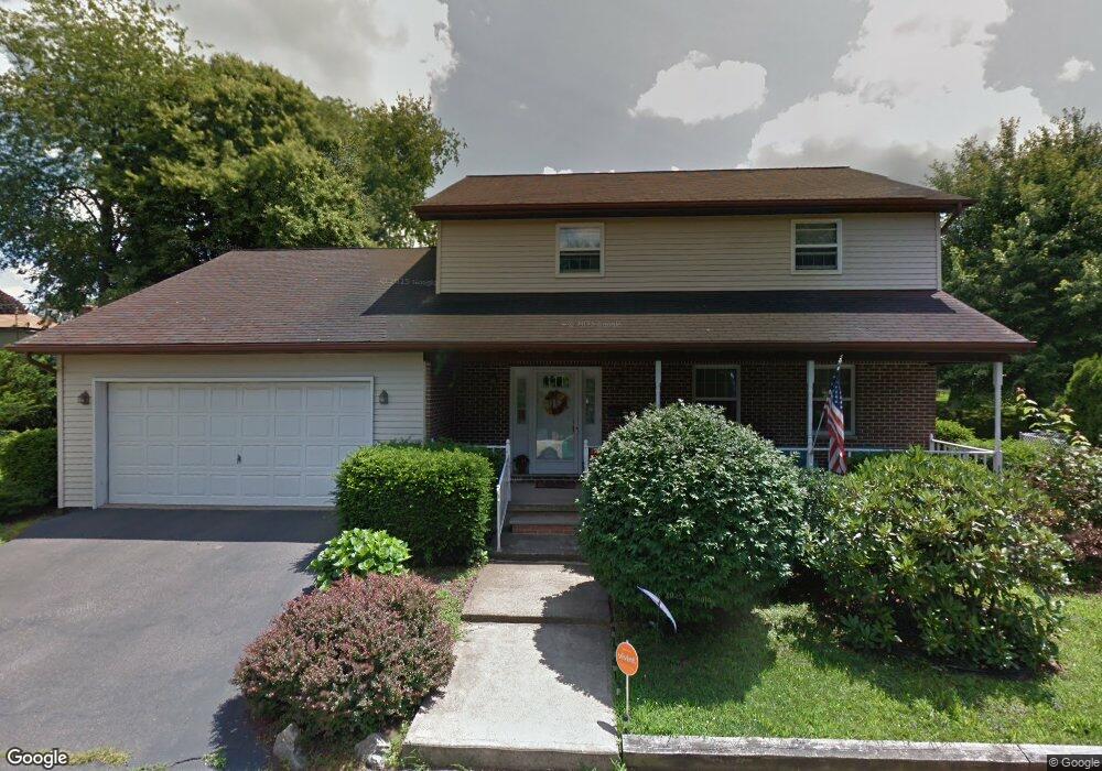 24 E 12th St, Hazleton, PA 18201 - photo 1