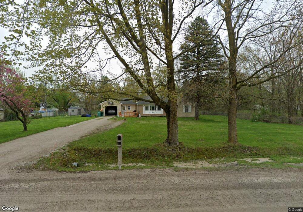8027 Nichols Rd, Gaines, MI 48436 - photo 1