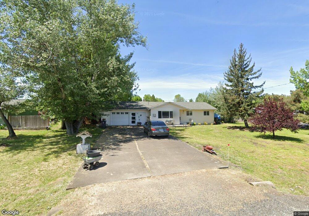 6377 Mclaughlin Dr, Central Point, OR 97502 - photo 1